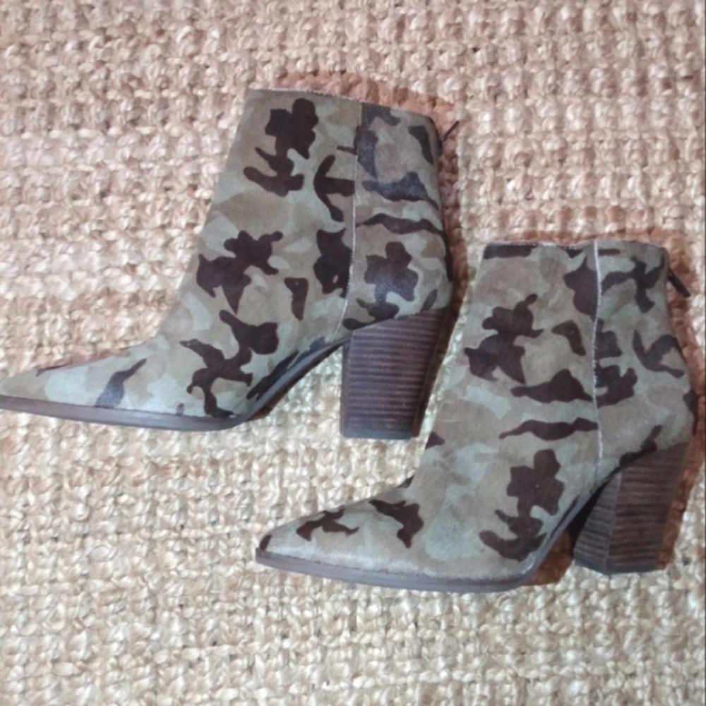 -Lucky Brand Booties